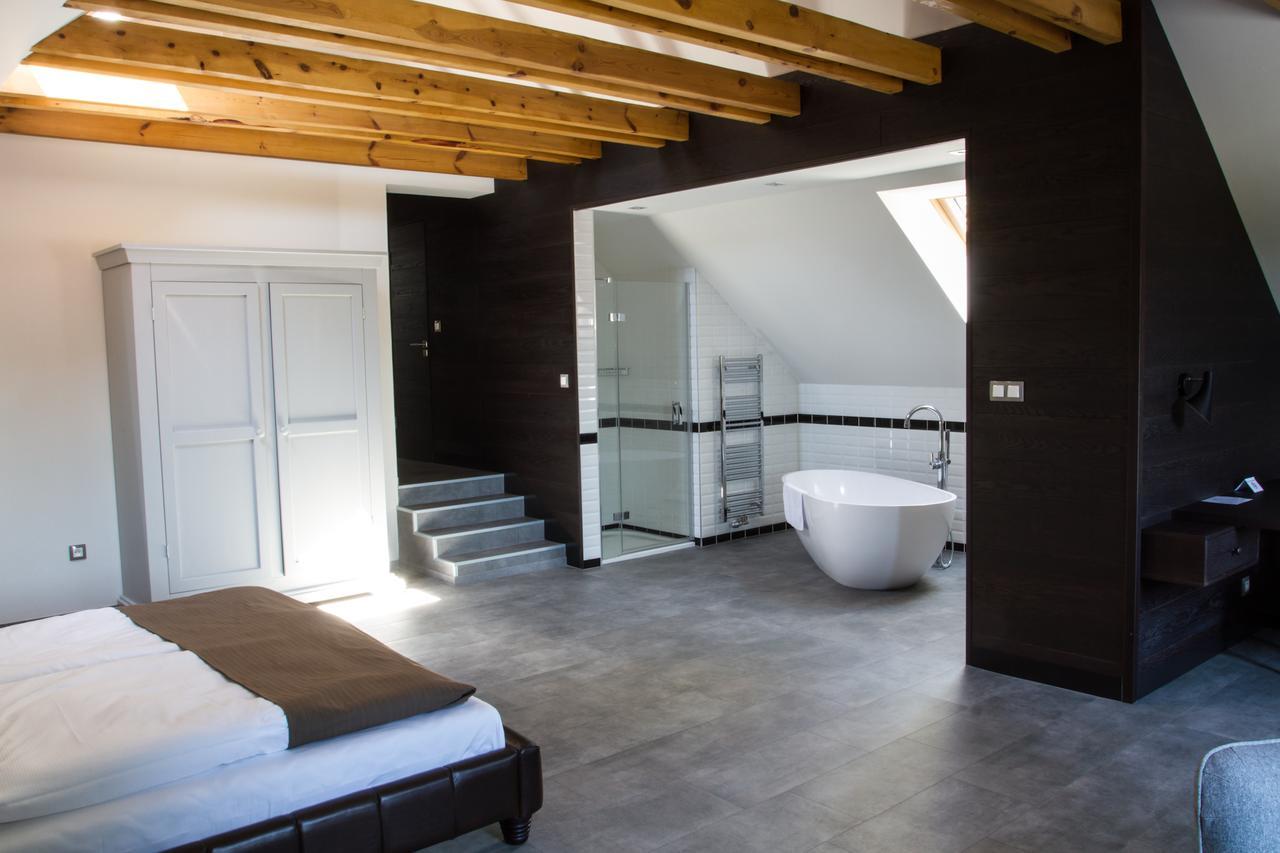 Hotel Panstvi Dlouha Lhota Extérieur photo
