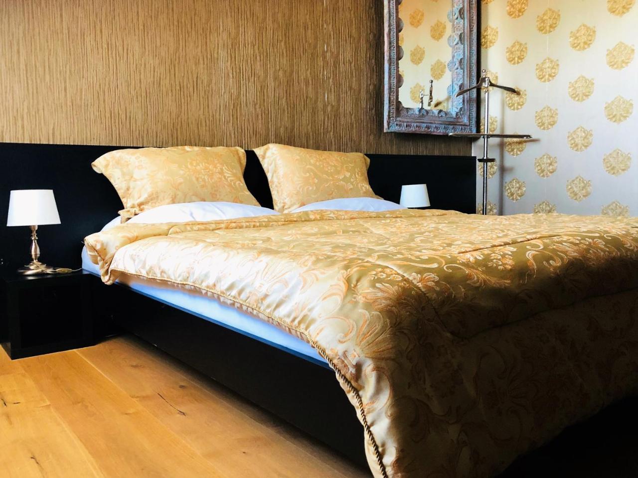 Hotel Panstvi Dlouha Lhota Extérieur photo
